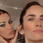 Descubre el encanto del maquillaje de los 70 para mujeres y luce un look retro y sofisticado