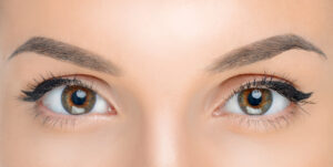 Consejos para maquillaje de ojos sensibles y llorosos