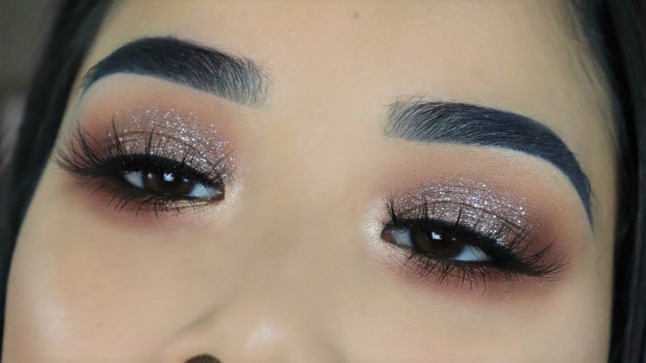 Logra un look perfecto con el maquillaje Sheglam. Disfruta de colores vibrantes y duraderos. Descubre un mundo de Belleza con Sheglam.