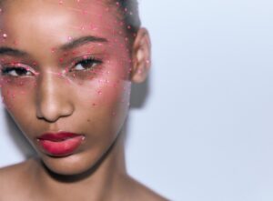 Descubre las opiniones reales sobre el maquillaje Zara y mejora tu estilo.