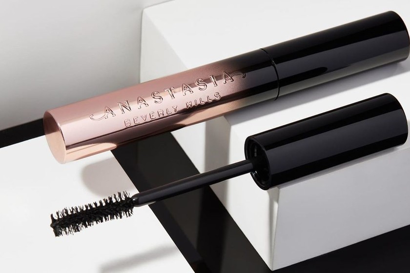 Descubre la máscara de pestañas Anastasia ideal para tu maquillaje