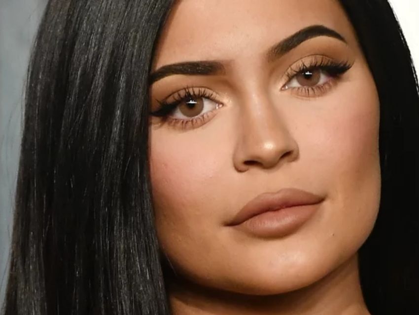 Mi opinión sincera sobre la línea de cuidado de piel de Kylie Jenner