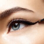 Descubre cómo lograr un look felino con maquillaje para mujer. Potencia tu mirada y resalta tus rasgos con nuestros tips y productos de calidad. ¡Entra y atrévete a lucir como una gata seductora!