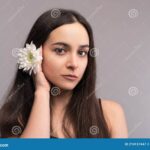 Descubre el maquillaje perfecto para tu niña flor – Resalta su Belleza natural con nuestros productos de calidad