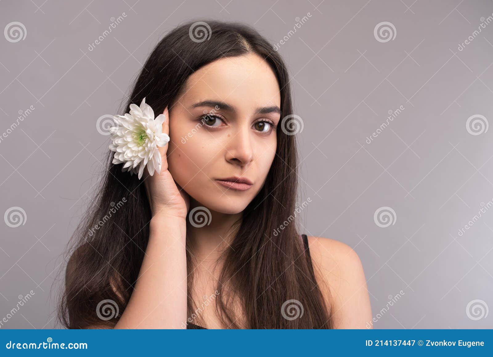 Descubre el maquillaje perfecto para tu niña flor – Resalta su Belleza natural con nuestros productos de calidad
