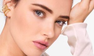 Maquillaje de novia en Figueres: Destaca en tu gran día con nuestro servicio profesional.