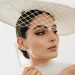 Logra una mirada impactante con maquillaje ahumado para ojos azules. Aprende cómo resaltar tus ojos y lucir deslumbrante.