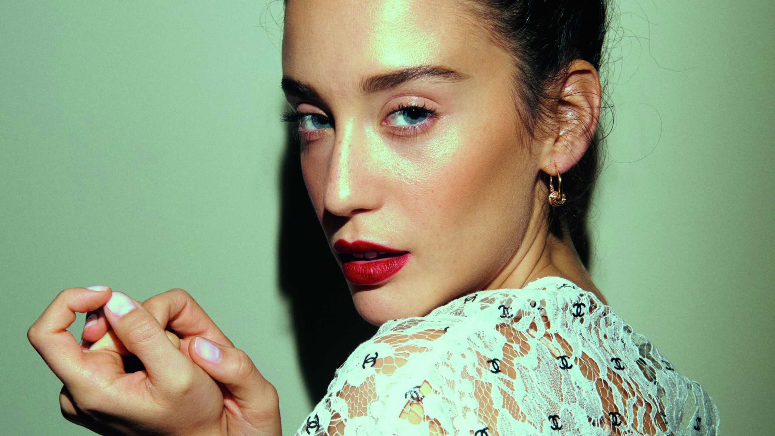 Deslumbra con maquillaje para ojos azules: tips y tutoriales