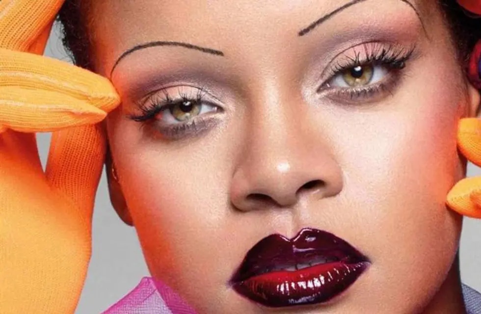 Consejos de maquillaje para ojos pequeños: tips para agrandar tu mirada