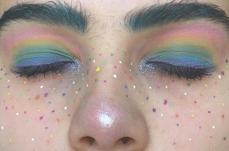 Descubre el poder del maquillaje aesthetic para resaltar tus ojos: ¡Luce irresistible con nuestros consejos y productos! Perfecto para interesados en maquillaje aesthetic ojos.
