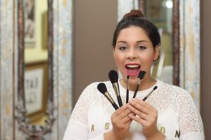 Ordena tus cajones de maquillaje con nuestro organizador de calidad.