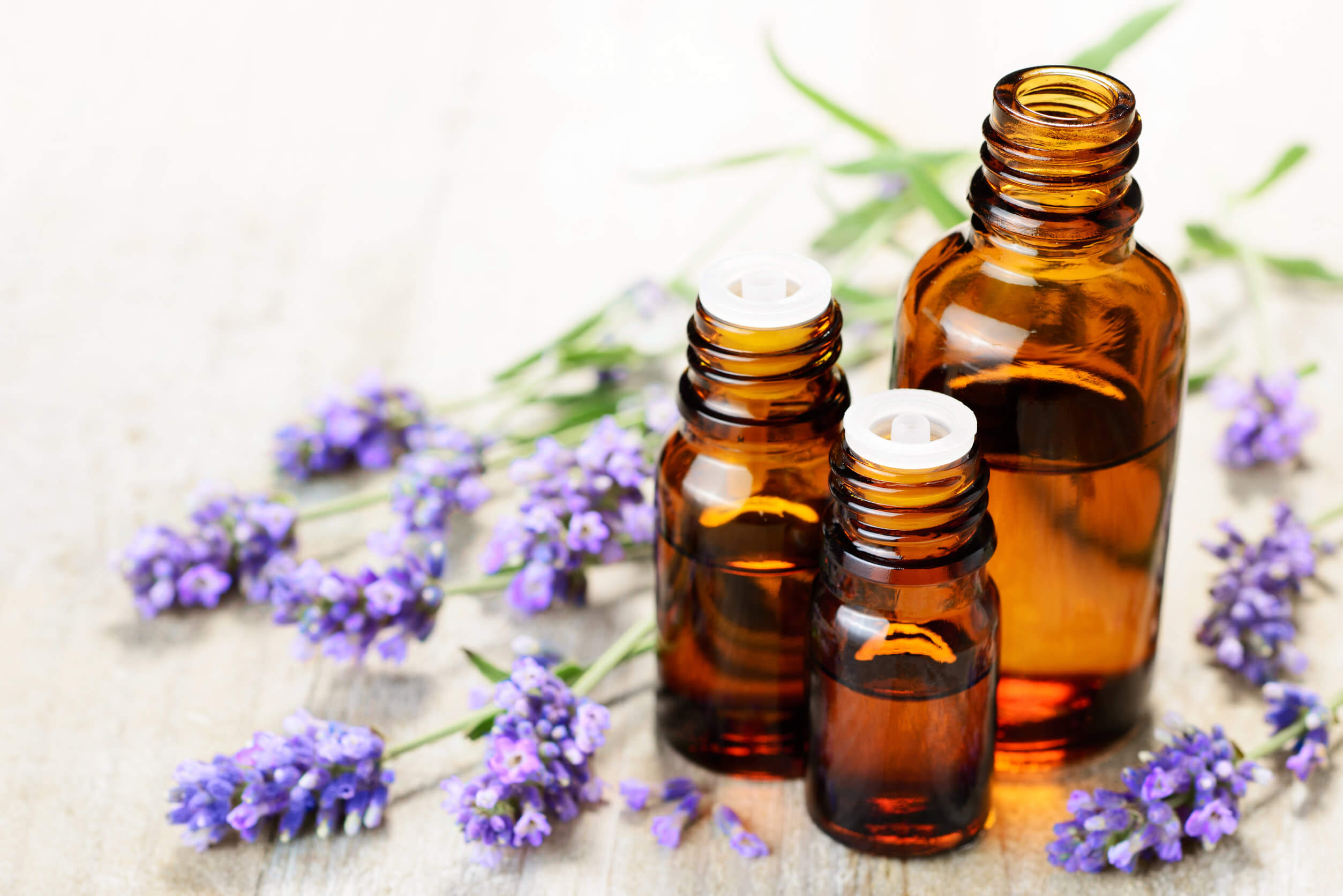 Piel radiante con aceite de lavanda: ¡Descubre sus beneficios!