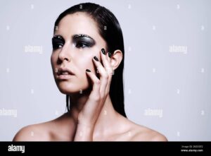 Descubre el mejor maquillaje pirata para hombre ¡Crea un look auténtico y sorprendente!