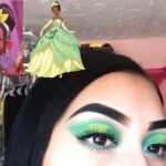 Maquillaje Rapunzel para niñas: Transforma a tu pequeña en una princesa con nuestra línea de maquillaje inspirada en Rapunzel.