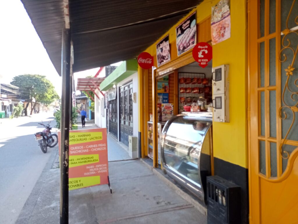 Encuentra maquillaje asequible en Ibagué
