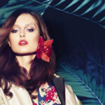 Descubre los mejores productos de maquillaje capilar para lucir un cabello perfecto.