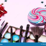 Descubre el encanto de la Belleza con nuestro calendario de adviento de maquillaje 2022.