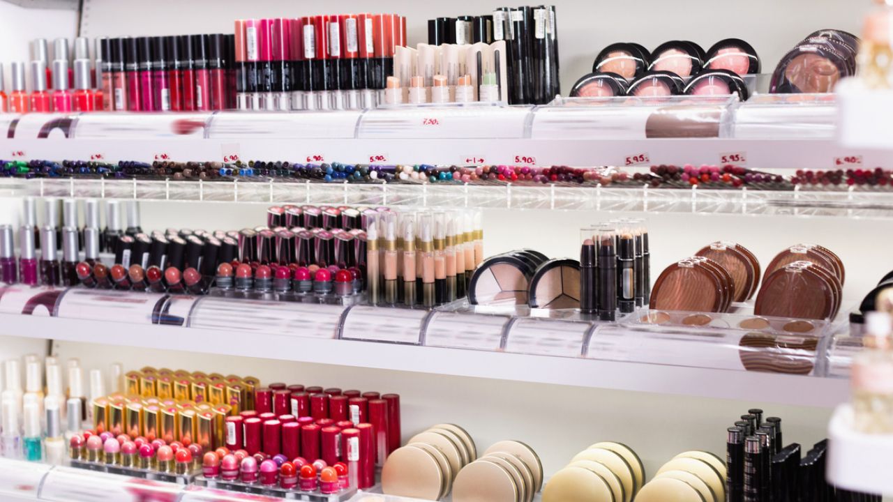 Descubre el neceser perfecto para tu maquillaje – Organización y estilo para mujeres