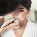 Descubre los mejores productos de maquillaje para tu boda | Maquillaje de calidad para tu día especial | Encuentra tu look perfecto con MAC Makeup para bodas.