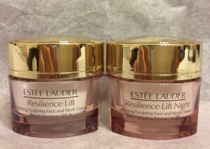 Encuentra maquillaje Estée Lauder a precios accesibles. ¡Ahorra en productos de calidad! Ideal para amantes del buen maquillaje.