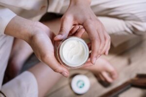 Renueva tu piel con nuestra crema de día con retinol