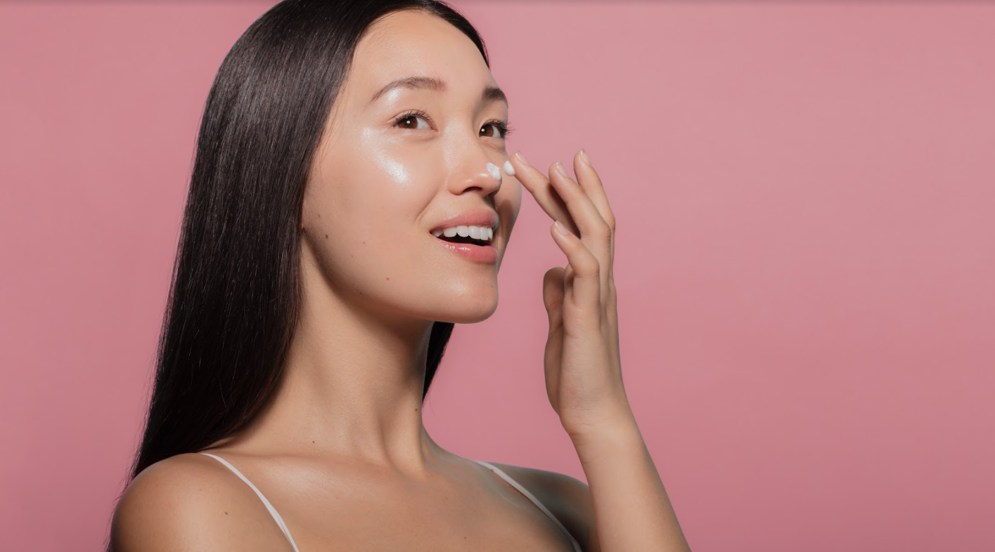 Renueva tu piel madura con la rutina coreana de cuidado facial