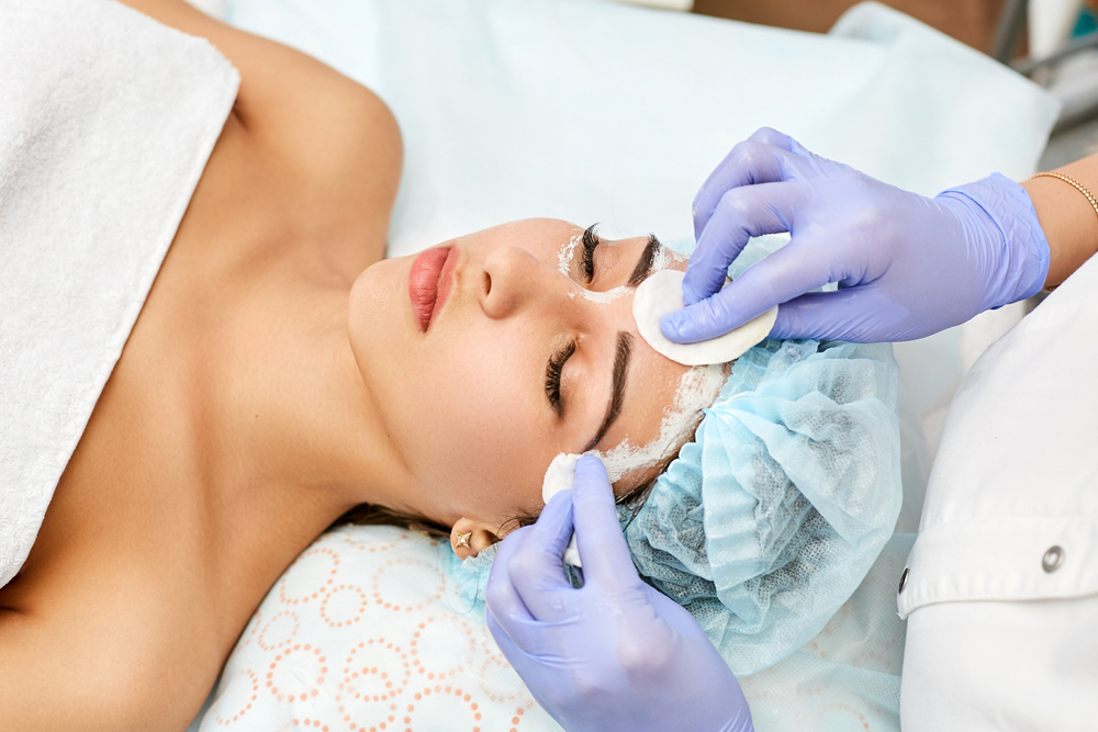 Revela tu belleza con nuestros productos de cuidado facial