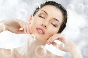 Revitaliza tu piel sensible con cuidado anti-edad