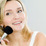 Consigue un maquillaje duradero y sin cuarteamientos – Descubre nuestra selección de productos especializados para un rostro impecable y sin grietas. Perfecto para quienes buscan un acabado impecable.