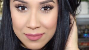 Descubre el maquillaje natural perfecto – ¡Resalta tu Belleza con Natura!