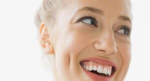 Descubre el mejor maquillaje natural de novia para lucir radiante en tu gran día.