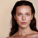 Descubre los imprescindibles del maquillaje natural que necesitas