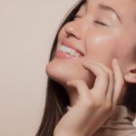 Rutina de cuidado facial para piel madura: ¡luzca radiante y juvenil!