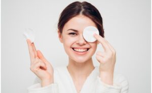Rutina de cuidado facial para piel seca y sensible
