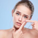 Rutina de cuidado facial para una piel clara: ¡adiós a los granitos!