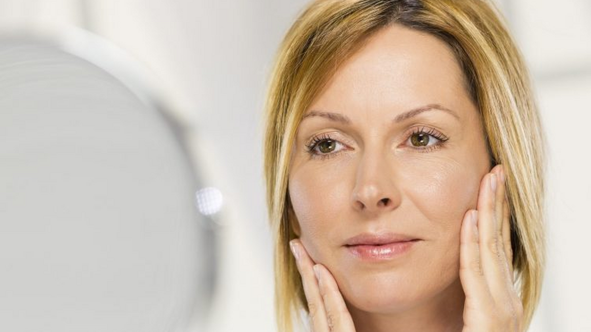 Rutina facial con productos ordinarios: ¡luce una piel radiante!