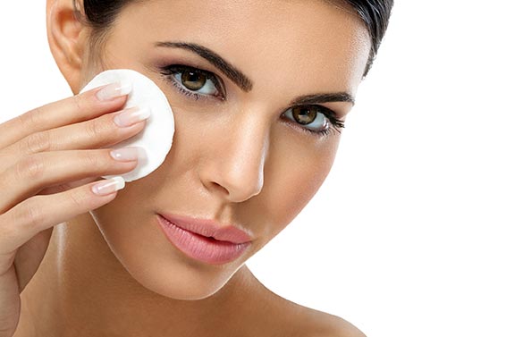 Rutina facial para hombres: tips de skincare para cuidar tu piel