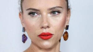 Secretos de belleza de Scarlett Johansson para una piel perfecta