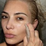 Secretos de Skincare Kardashian: Descubre su rutina de belleza