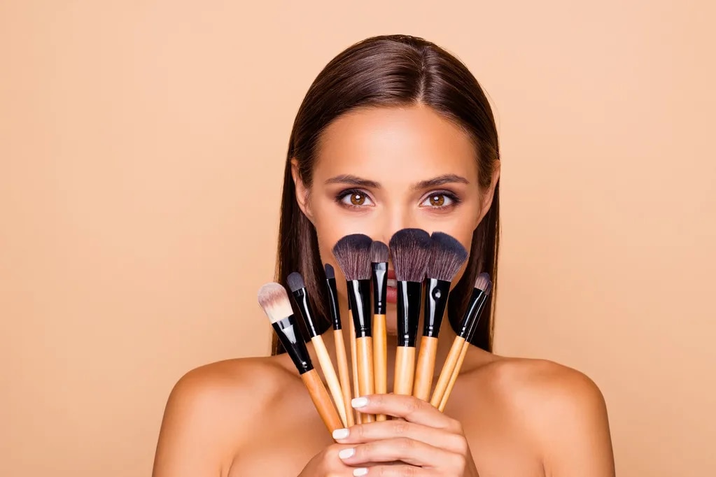 Belleza el set de maquillaje Benefit en Boots y luce radiante – ¡Descubre los beneficios ahora!