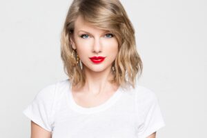 Descubre la Belleza natural de Taylor Swift sin maquillaje – Impactantes fotos que te sorprenderán