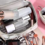 ¡Organiza tu maquillaje con estilo! Encuentra el mejor neceser para maquillaje avatar y mantén tus productos favoritos siempre a mano.